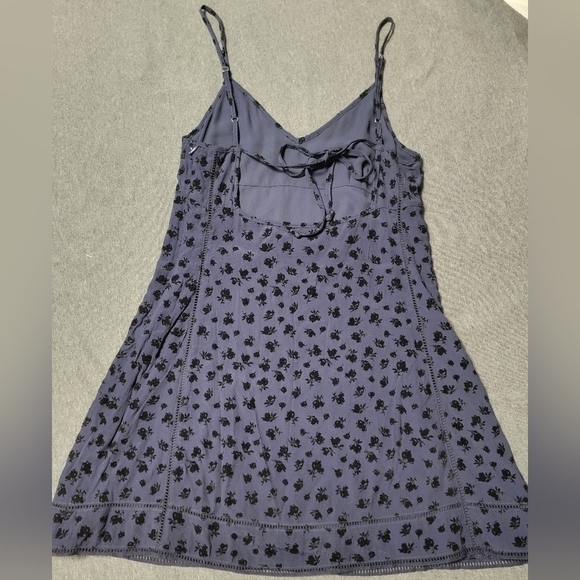 Sunday Best Dress - Picture 4 of 7